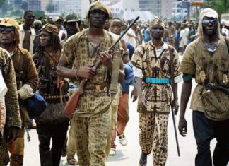 Mali: 12 terroristes tués par des chasseurs Donso