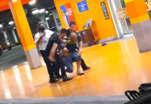 Brésil: un homme noir tabassé à mort par des vigiles