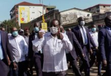 Conakry: Alpha « homme et gars » de Guinée parade pour sa victoire