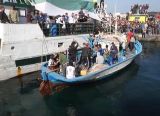 Émigration « fans-destinée »: 300 supporters de foot tunisiens en colère prennent la mer