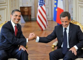 Sarkozy « bombe le torse comme un petit coq », dit Obama dans ses mémoires