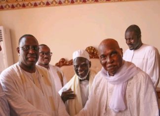 Macky baptise une université du nom d’Abdoulaye Wade
