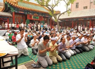 En Chine, le parti au pouvoir étouffe l’islam