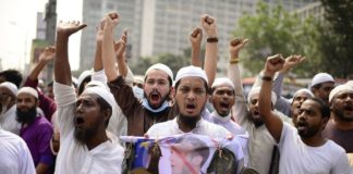 Charte de l’islam en France: des fédérations musulmanes refusent de signer, le gouvernement exclut toute renégociation