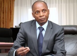 Nommé ambassadeur, l’Allemand Abou Lô revient dans le jeu de Macky Sall