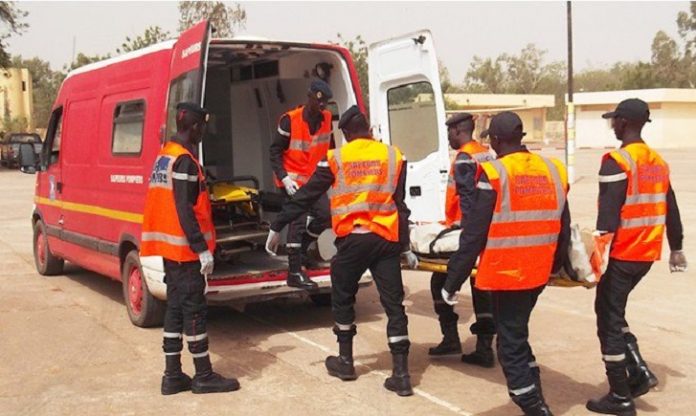 ambulance-sapeurs-pompiers-mort-accident-696x416