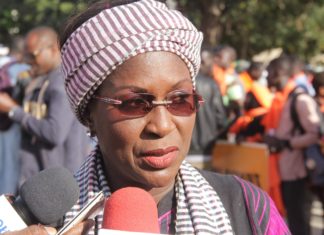Point-E de « Fonction » : Pr Amsatou Sow expulsée de son logement