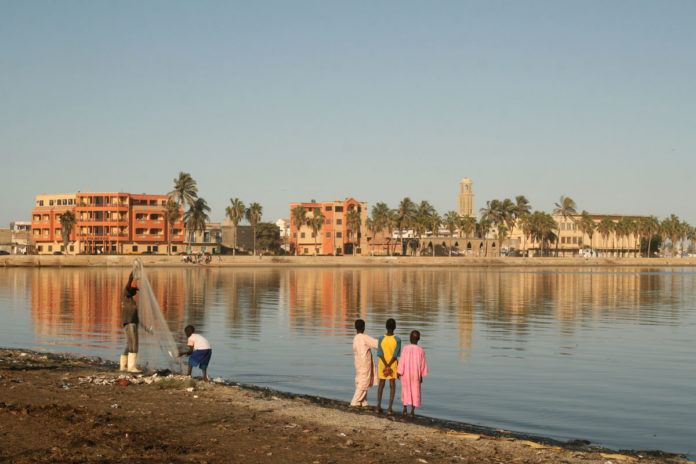 1200px-Saint-Louis_-_Ile_sud_(1)