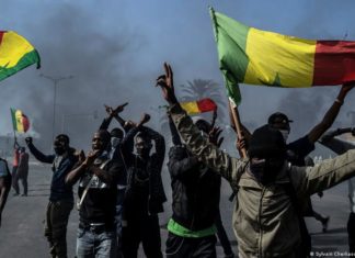 La guerre des mémos : après l’Etat, le M2D communique aussi sur l’affaire Ousmane Sonko