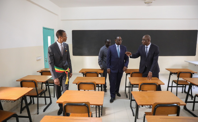 Macky Sall salle de classe