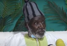 Me Babou chausse des babouches pour la troisième candidature de Macky Sall
