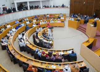 EXAMEN DU PROJET DE LOI DE CODE ÉLECTORAL: retard de 3 h dans l’hémicycle avant le démarrage