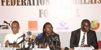 ALIOU CISSE SUR LES LIONS BEACH SOCCER: « J’ai regardé le match, quelle passion, quel patriotisme. Je les encourage à aller de l’avant