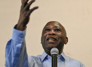 Kiosque Afrique : le FPI, futur ex-parti de Laurent Gbagbo…