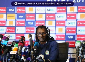BLESSURES DE JOUEURS DANS LA TANIERE DES LIONS : Le coach Aliou Cissé inquiet, mais cherche des alternatives