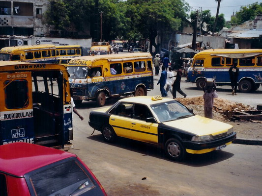 Dakar-taxi-car-rapide