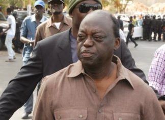 Charte de non-violence : Moustapha Niasse canarde l’opposition