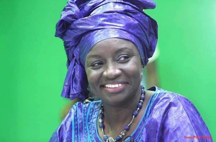 aminata_mimi_toure-18-00-2015_08.00.34_0_2