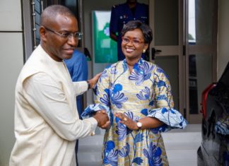 Sunu-Economie: Amadou Hott part, fier des «5.000 milliards FCFA en financement extérieur mobilisés en 3 ans