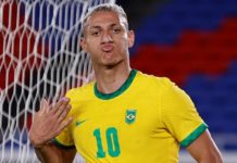 VICTIME DE RACISME : Richarlison reçoit le soutien de la CAF