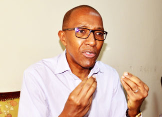 Elysée-perron: quand Abdoul Mbaye dicte à Macron comment se réconcilier avec la jeunesse africaine