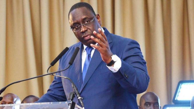macky-sall-menace-defiance