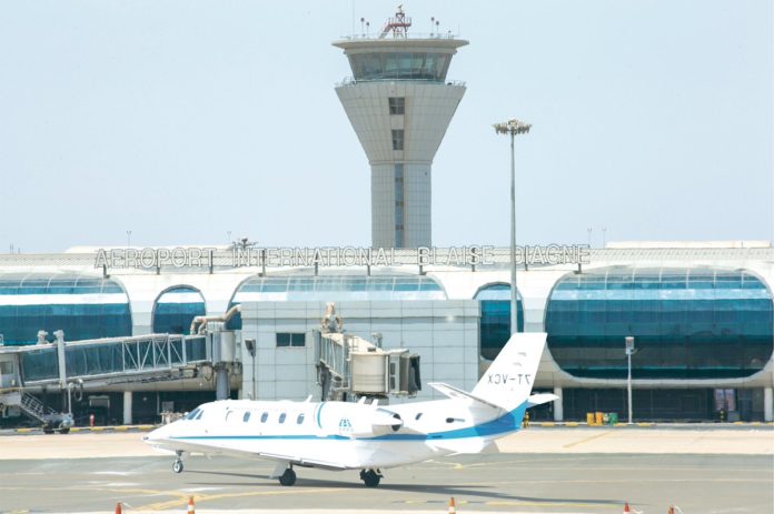 AIBD - avion