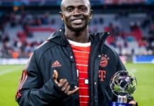 PERFORMANCE DES LIONS: Sadio rugit avec un but, une passe décisive et désigné homme du match.