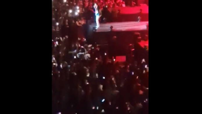 Mikaben concert mort