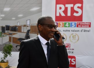 Racine Talla «s’enracine», en direct: «Si le Président Macky Sall cherche à renoncer au troisième mandat, nous allons lui tordre le bras»