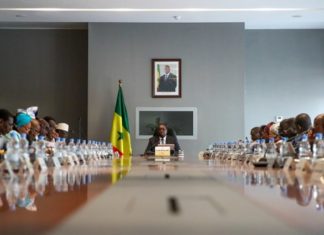 CONSEIL DES MINISTRES DU 12 OCTOBRE: le président Macky Sall, entre examen, adoption de loi et prise de mesures individuelles