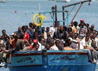 IMMIGRATION CLANDESTINE : 69 migrants arrêtés dans une pirogue en Espagne
