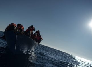 «Flou» migratoire: 4 morts, 29 disparus et un survivant au large des Canaries