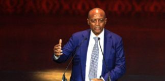 Le président de la CAF veut que le Sénégal sauve la CAN 2025 de football