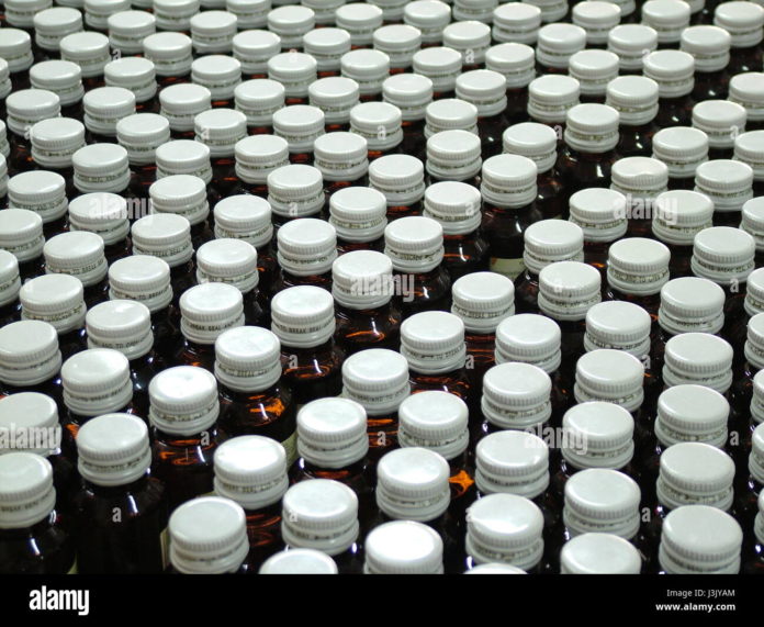 syrup-or-other-pharmaceutical-liquid-health-industry-pharmaceuticals-J3JYAM