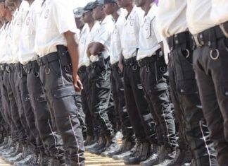 Sécurité de proximité: Macky Sall va créer un corps spécial