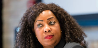 Menace de plainte contre Fatma Samoura: la Sg de la FIFA, la dette de plus de 18 millions à Herz
