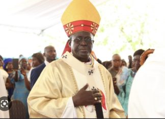 FÊTES DE NOËL : Monseigneur Benjamin Ndiaye s’indigne contre la violence qui sévit dans le pays