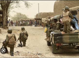 AFRICA TIMES : Plusieurs personnes tuées lors d’ une double attaque à Bamako