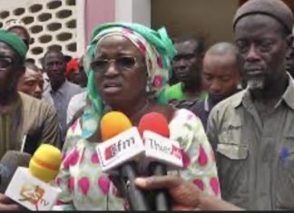 QUESTION DU 3e MANDAT : « Il n’a qu’à sortir par la grande porte » lance Hélène Tine à Macky Sall