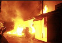 TAMBACOUNDA : Les flammes emportent plus d’une dizaine de magasins
