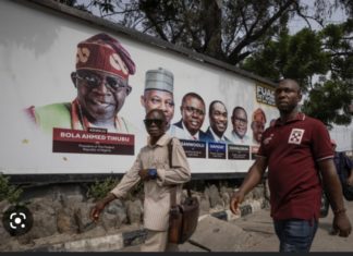 AFRICA TIMES : Les Nigérians attendent le résultat des urnes après un vote pacifique