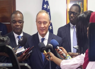 QUESTION DU 3E MANDAT : L’Ambassadeur des USA au Sénégal fait son arbitrage