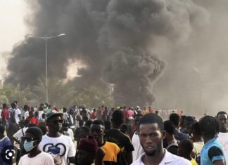 ÉCHAUFFOURÉES À MBACKÉ : Sonatel, Senchan et Total vandalisés
