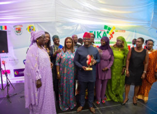 FIKA, Foire Internationale de Kaolack 2023: Idrissa Diabira, Directeur Général de l’ADEPME, reçoit le «Guerté d’Or de l’Engagement Patriotique»