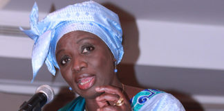 PRESIDENTIELLE 2024 : Aminata Touré signe une pétition contre le 3e mandat du Pr Macky Sall