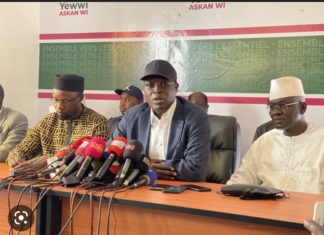EN CONFÉRENCE DE PRESSE : Yewwi Askan wi annonce un « giga meeting » ce mardi 14 mars à Dakar