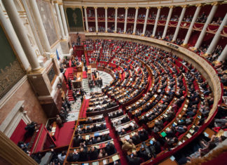 Internationalisation d’un «fumeux» 3e mandat: deux députés français interpellent leur gouvernement…