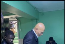 RÉVISION ÉLECTORALE : Karim Wade s’inscrit sur les listes électorales