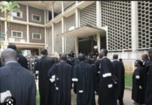 GRÈVE DES TRAVAILLEURS DE LA JUSTICE : « Les serviteurs de Thémis » restent droits dans leurs bottes et décrètent une grève de 72h à partir de ce lundi